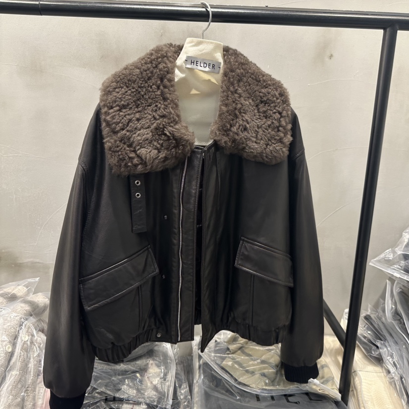 HELDER-P韓國代購㊣女裝新品人氣推薦熱賣職業休閑真品夾克鵝HELDER夾克圖色1