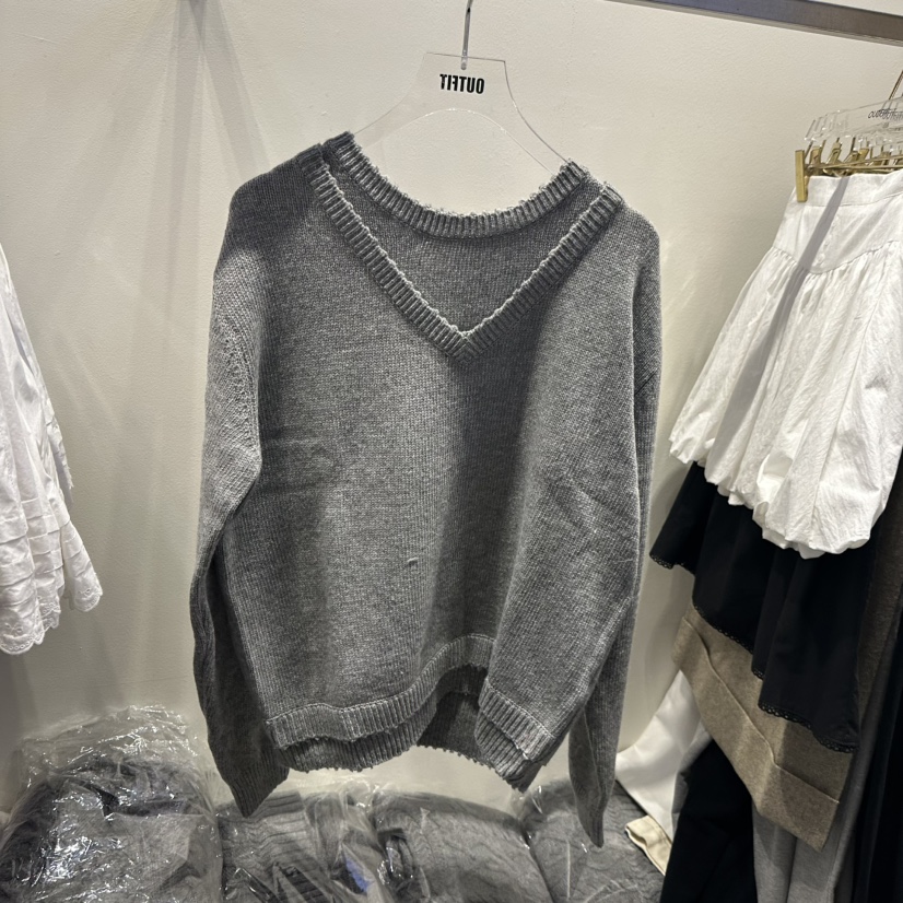 OUTFIT韓國代購㊣女裝新品真品人氣熱賣時尚25秋冬毛衣雙層OUTFIT毛衣圖色2