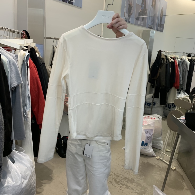 BETTER韓國代購㊣女士新款熱賣25秋冬休閑推薦人氣長袖T恤絨BETTER長袖T恤圖色2