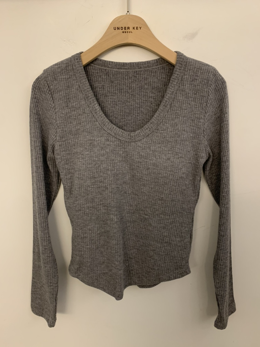 UNDER KEY東大門㊣實拍女裝新品真品時尚人氣25秋冬長袖T恤圓領UNDER KEY長袖T恤圖色2