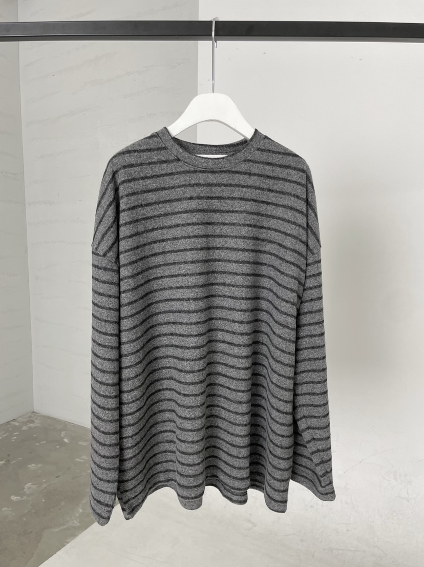 URBANE cloth東大門㊣直郵女士新款推薦熱賣時尚真品長袖T恤URBANE cloth長袖T恤