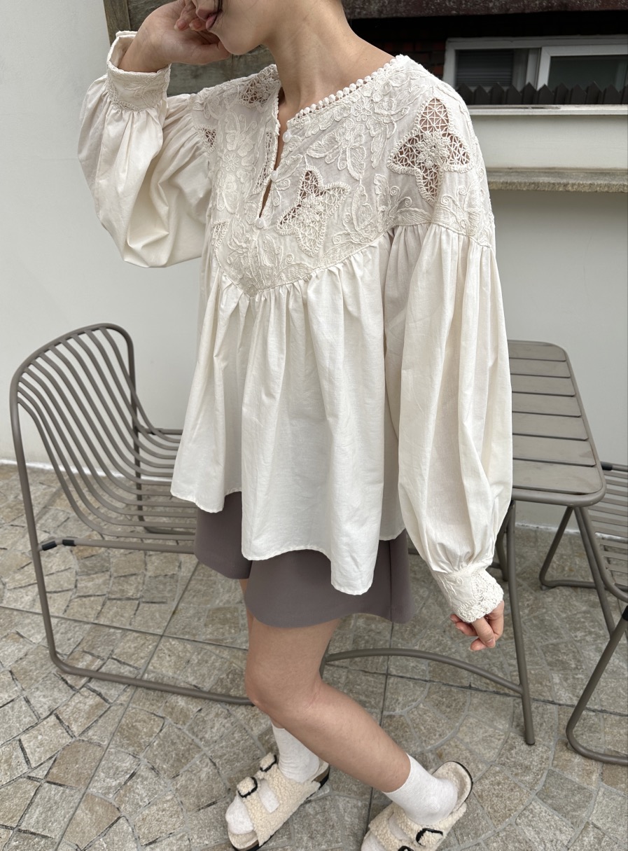 CLASSY-O韓國直郵㊣女裝新款熱賣推薦人氣休閑職業襯衫蕾絲衫CLASSY-O襯衫/蕾絲衫