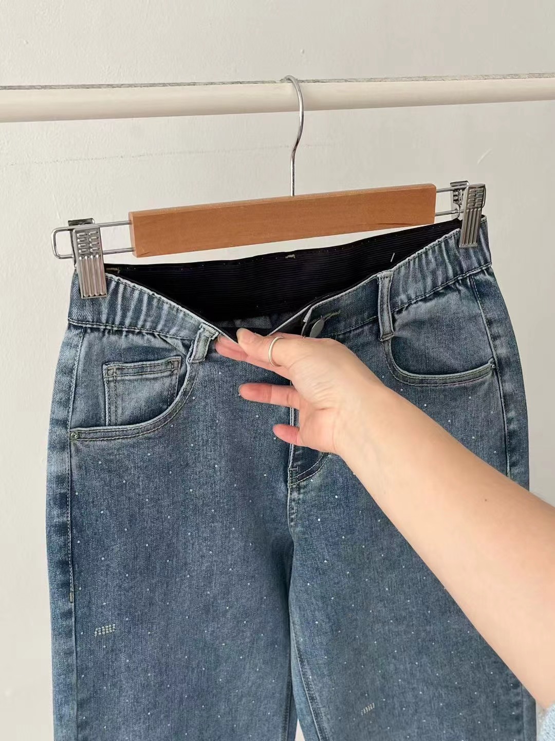 UB 40東大門㊣直郵女士新品熱賣25秋冬職業時尚推薦牛仔褲UB 40牛仔褲