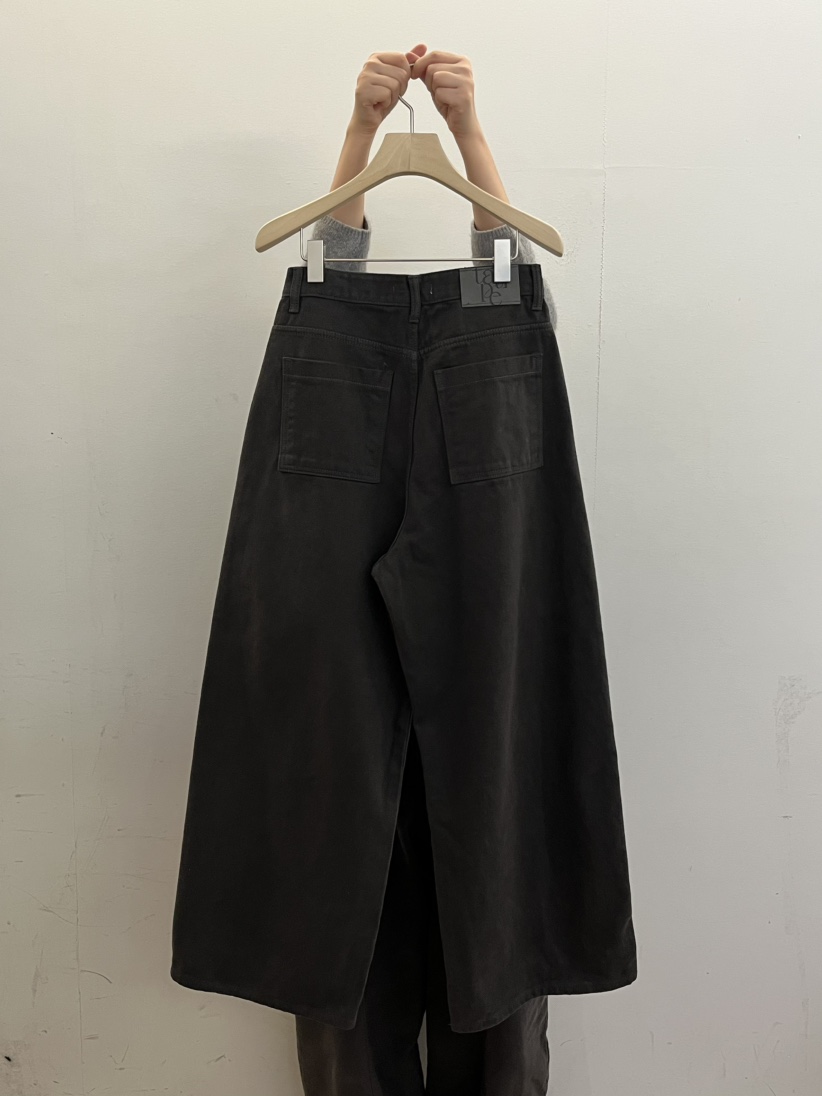 TAUPE東大門㊣代購女士新品職業人氣25秋冬時尚真品推薦牛仔褲TAUPE牛仔褲