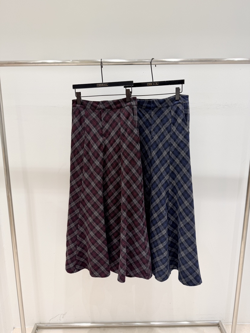 CORAL東大門㊣實拍女士新款推薦熱賣休閑真品職業人氣長裙格紋CORAL長裙