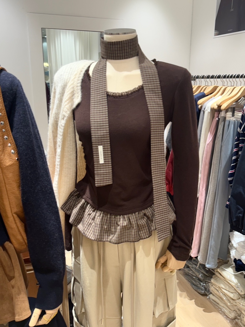 BY CHAPTER韓國代購㊣女士新品推薦職業長袖T恤含脖帶格紋BY Chapter長袖T恤圖色3