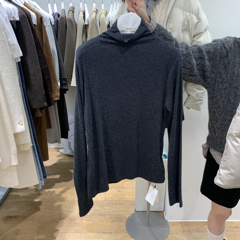 VERVEINE東大門㊣直郵女裝新款真品時尚熱賣長袖T恤柔軟高領VERVEINE長袖T恤圖色2