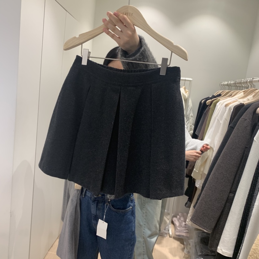 LIFFEY東大門㊣實拍女裝新品人氣熱賣25秋冬時尚裙褲羊毛褶皺LIFFEY裙褲圖色2