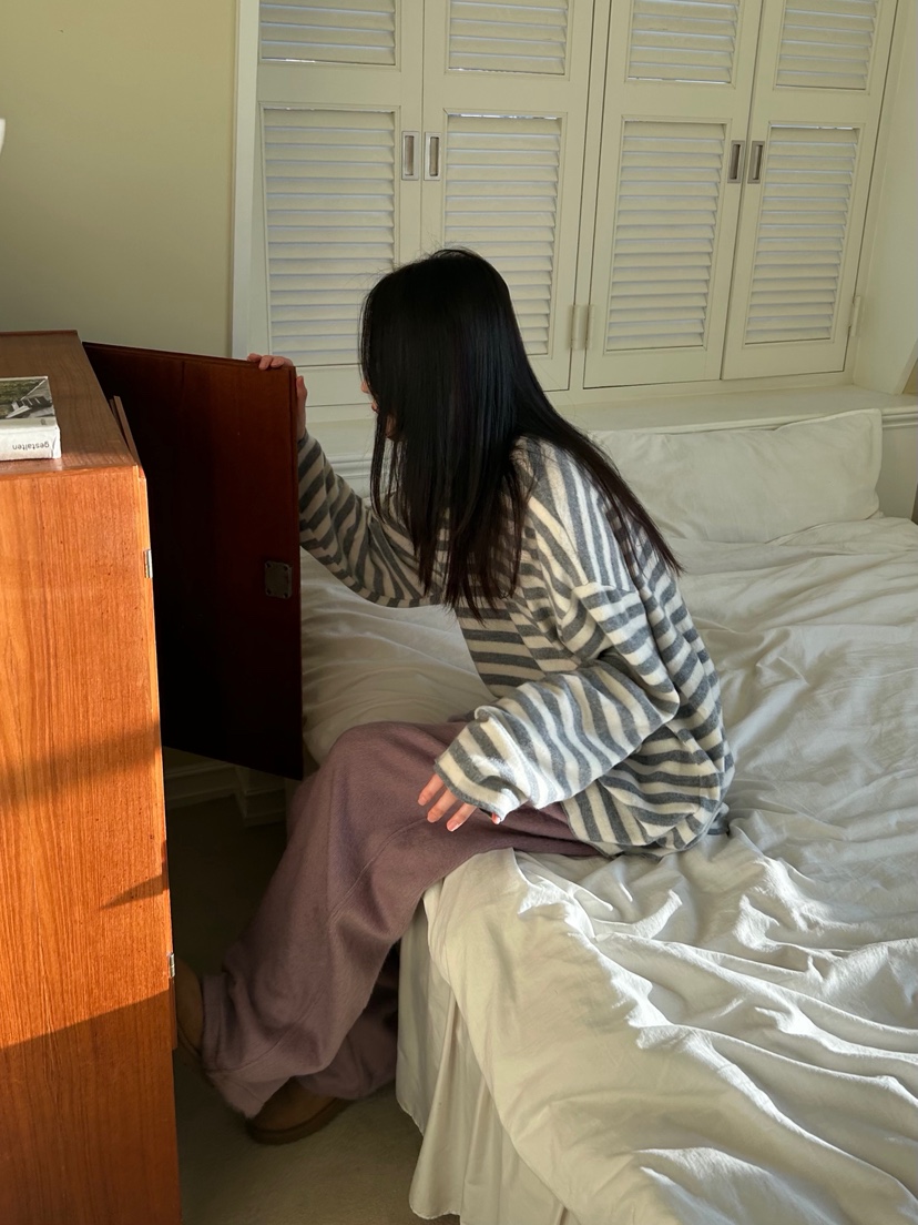 ME MO東大門㊣直郵女裝新品推薦熱賣真品休閑時尚25秋冬長袖T恤ME MO長袖T恤