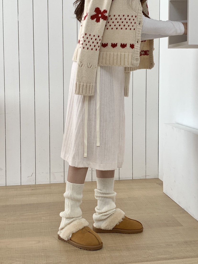 RE:OPENING韓國直郵㊣女裝新品25秋冬時尚半身裙中短裙天鵝絨RE:OPENING半身裙/中短裙