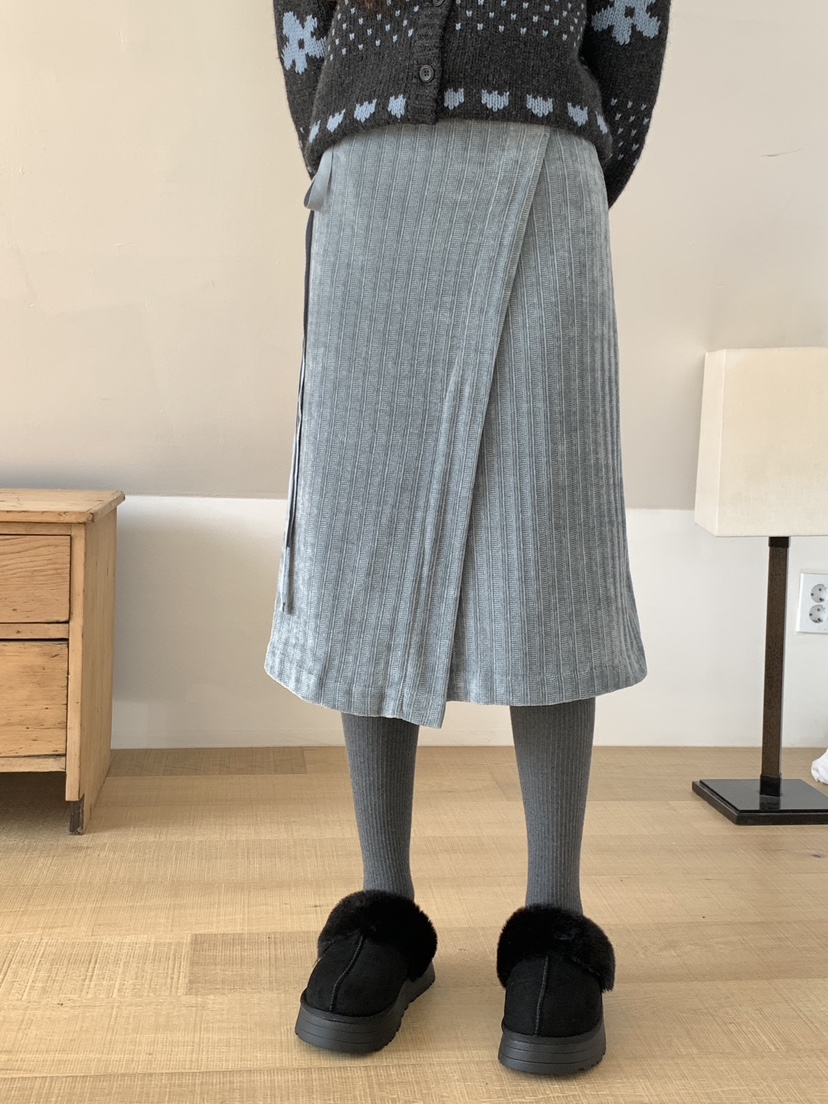 RE:OPENING韓國直郵㊣女裝新品25秋冬時尚半身裙中短裙天鵝絨RE:OPENING半身裙/中短裙