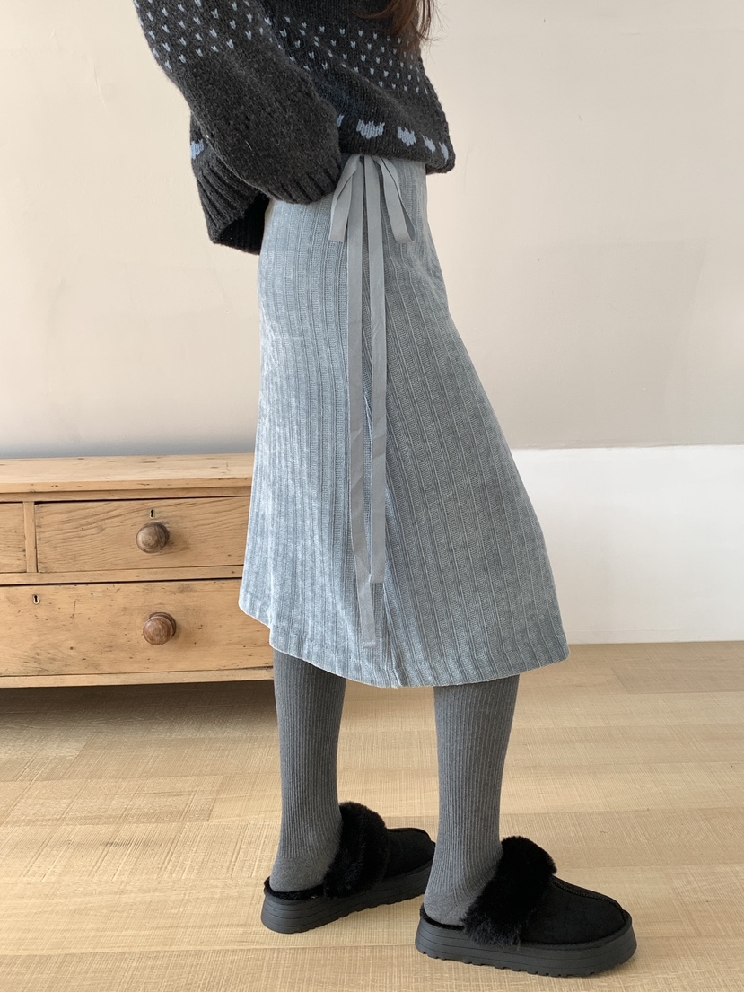 RE:OPENING韓國直郵㊣女裝新品25秋冬時尚半身裙中短裙天鵝絨RE:OPENING半身裙/中短裙