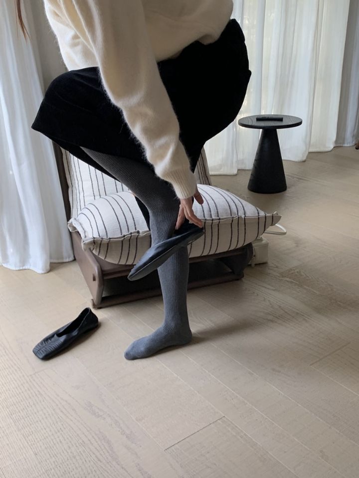 STAY HERE東大門㊣代購女裝新品職業人氣時尚熱賣25秋冬短褲STAY HERE短褲