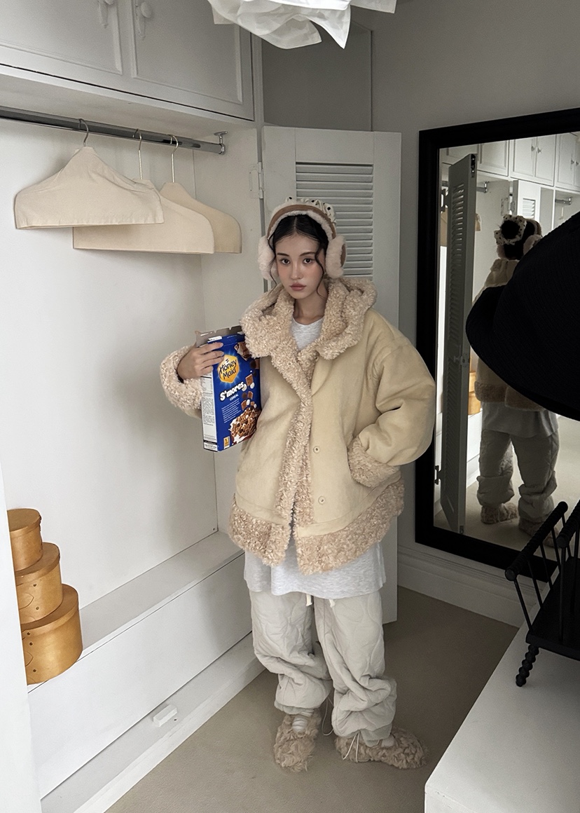 OURWAVE/OUR ROOM東大門㊣代購女裝新款推薦職業短款大衣Our Wave/Our Room短款大衣