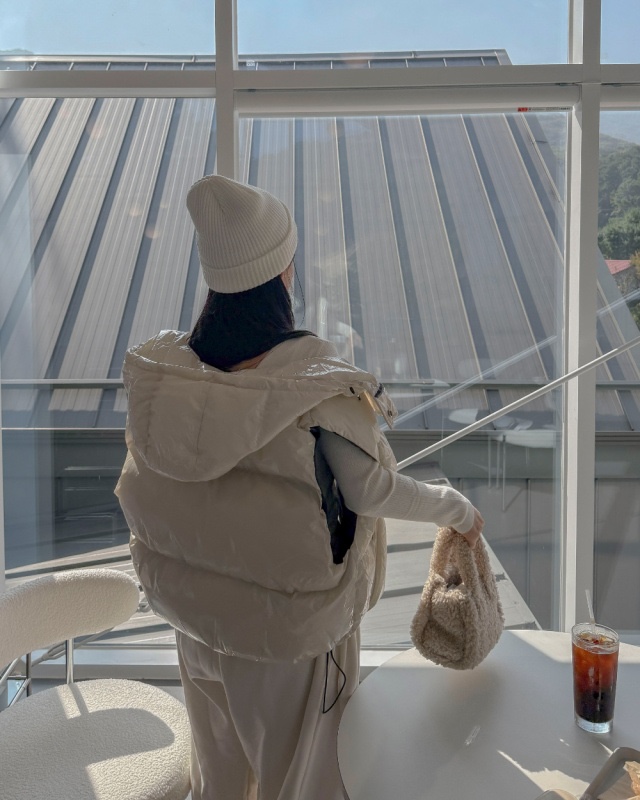 OURWAVE/OUR ROOM東大門㊣實拍女裝新款熱賣休閑馬甲連帽Our Wave/Our Room馬甲