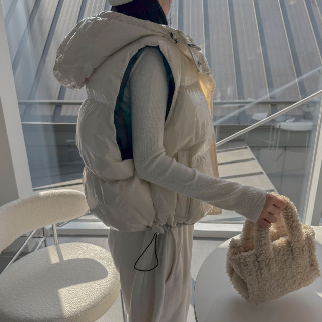 OURWAVE/OUR ROOM東大門㊣實拍女裝新款熱賣休閑馬甲連帽Our Wave/Our Room馬甲