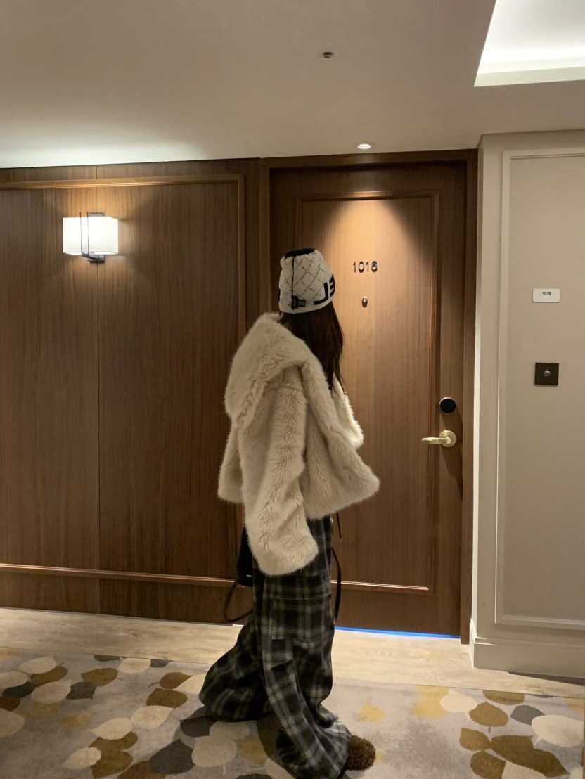 VIRKIN東大門㊣代購女裝新品職業真品推薦25秋冬夾克拉鏈連帽VIRKIN夾克