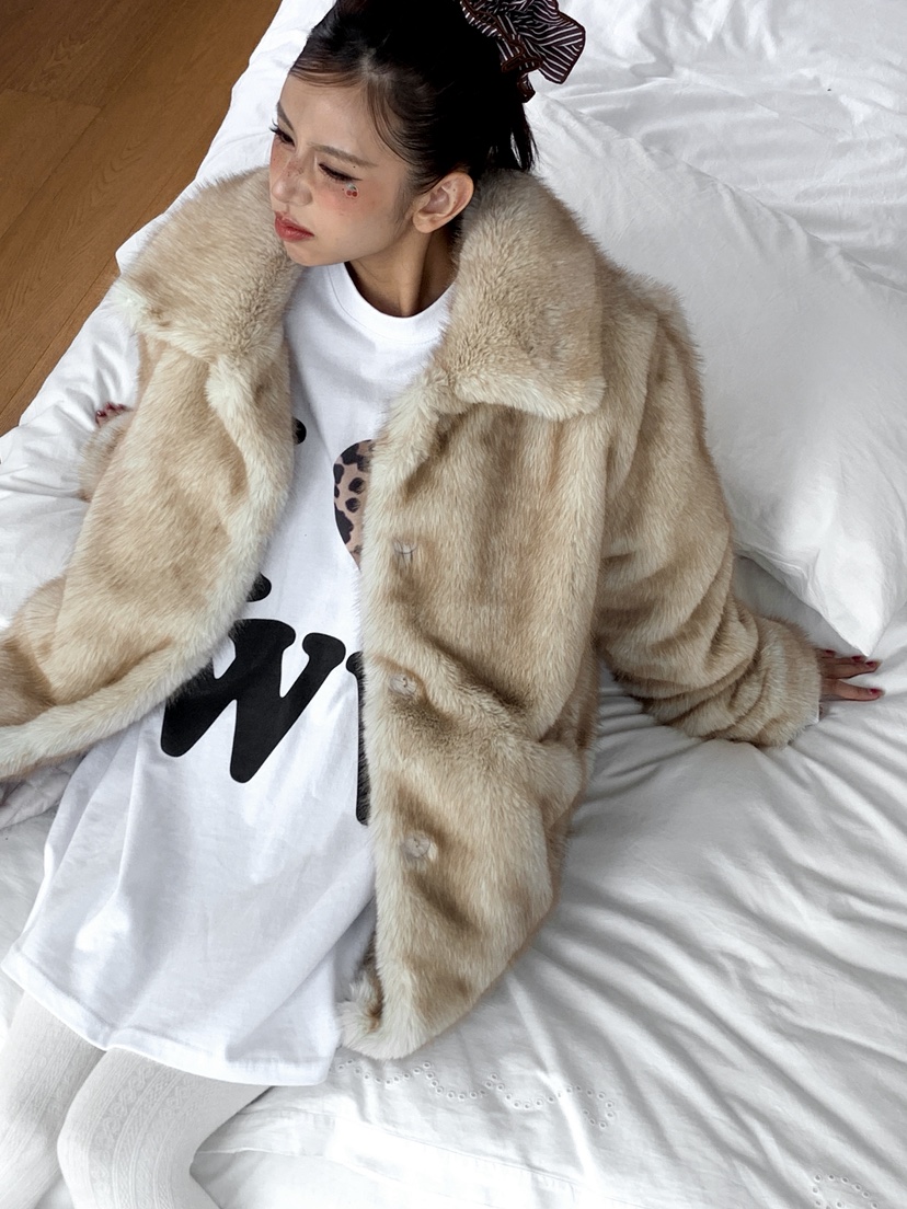 OURWAVE/OUR ROOM東大門㊣代購女裝新品真品中長款大衣生態毛毛皮Our Wave/Our Room中長款大衣