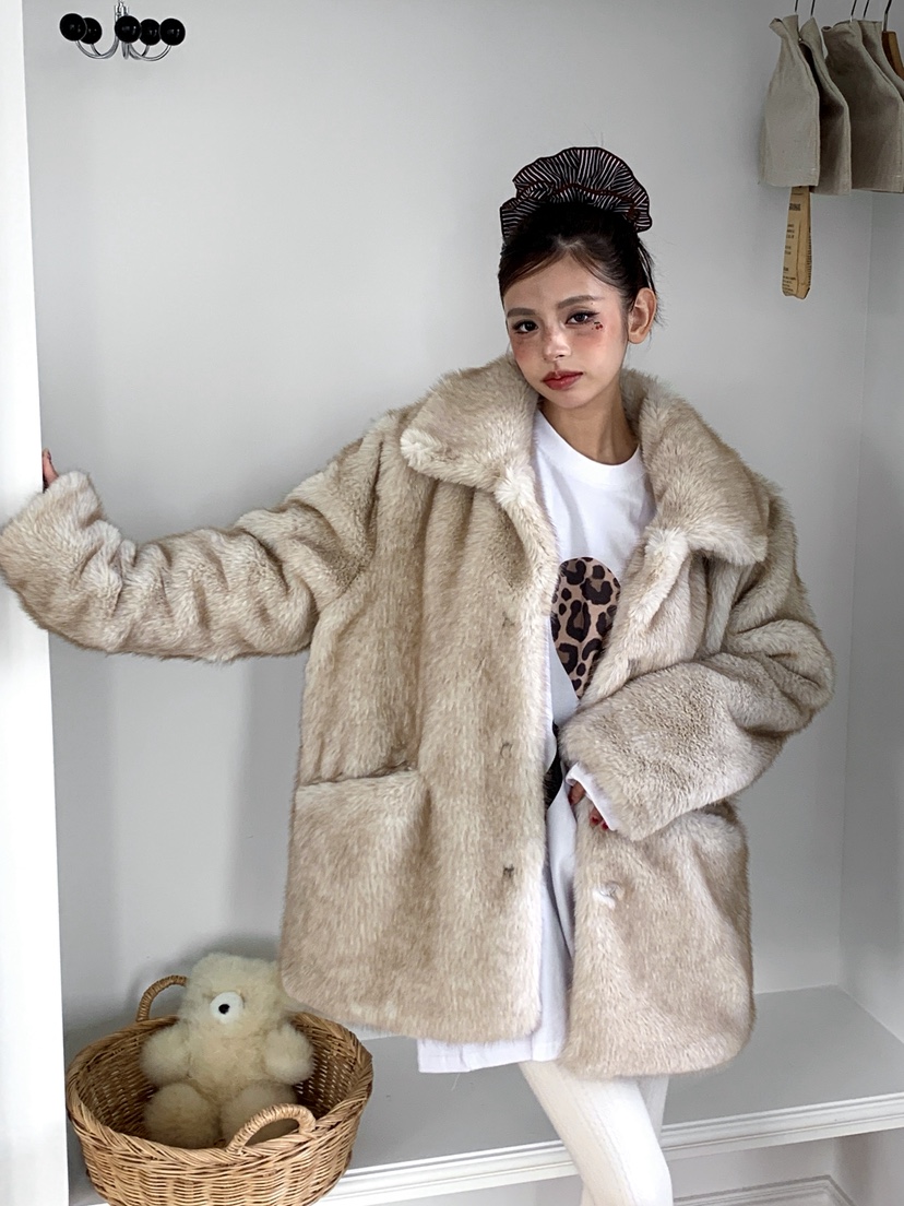 OURWAVE/OUR ROOM東大門㊣代購女裝新品真品中長款大衣生態毛毛皮Our Wave/Our Room中長款大衣