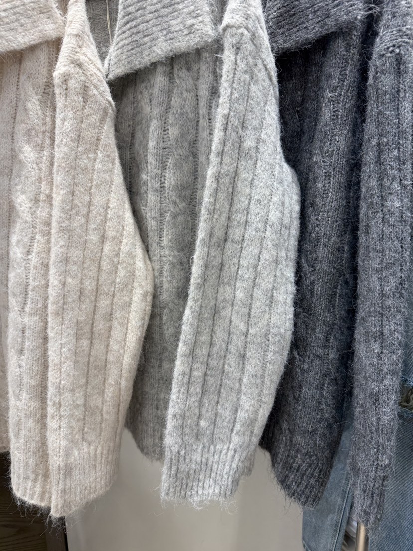 DE GO YOU東大門㊣直郵女士新品熱賣真品時尚推薦職業針織衫DE GO YOU針織衫