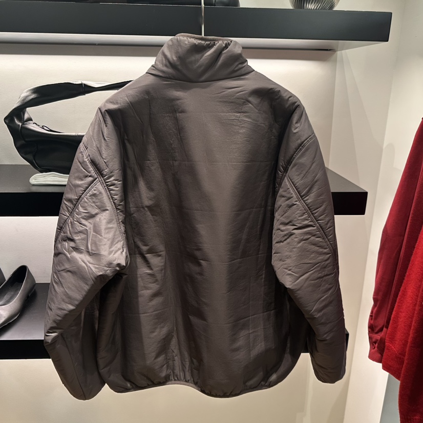 FEBRUARY 11東大門㊣實拍女裝新品熱賣真品短款棉服拉鏈棉FEBRUARY 11短款棉服