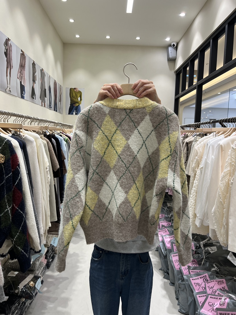 MARIE MARIE東大門㊣實拍女裝新品熱賣真品針織衫不含飾品MARIE MARIE針織衫