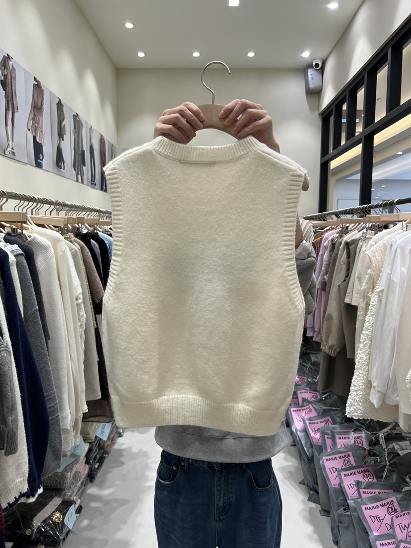 MARIE MARIE東大門㊣實拍女裝新款職業熱賣時尚推薦吊帶背心MARIE MARIE吊帶/背心