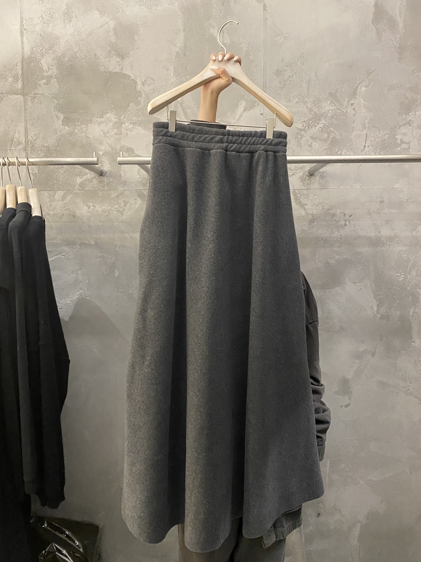 THE VETIVER-A東大門㊣直郵女士新款職業人氣推薦25秋冬長裙VETIVER長裙