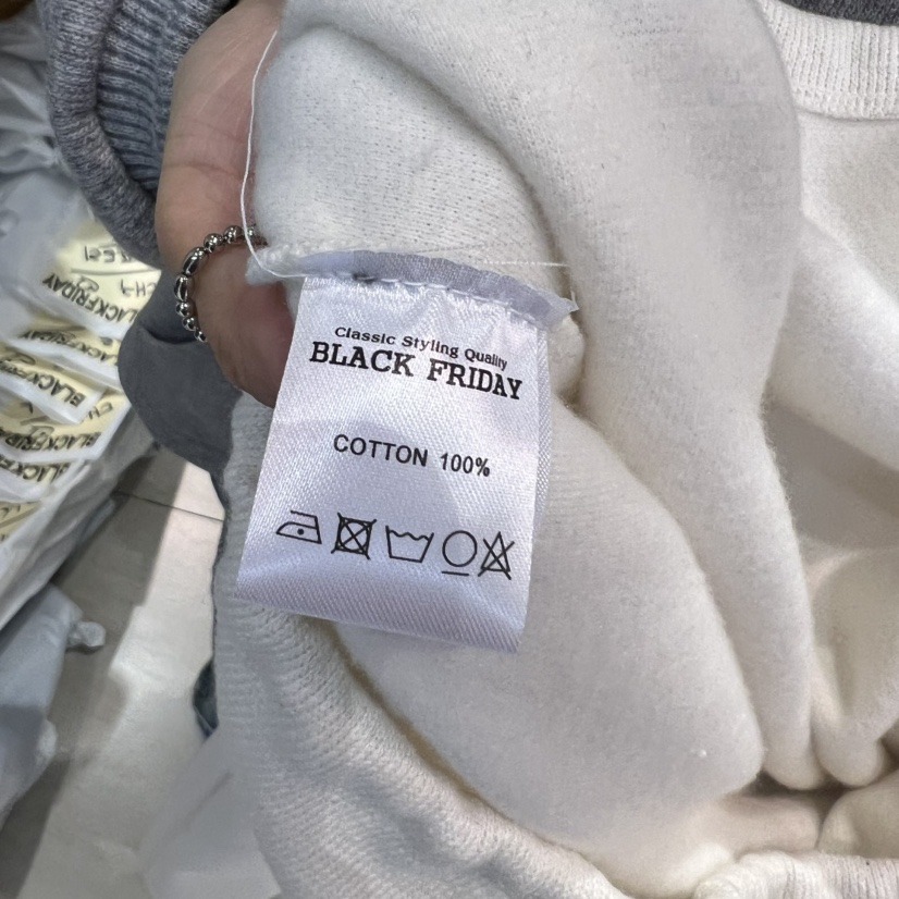 BLACKFRIDAY韓國代購㊣女裝新品熱賣真品休閑人氣時尚推薦衛衣BLACK FRIDAY衛衣
