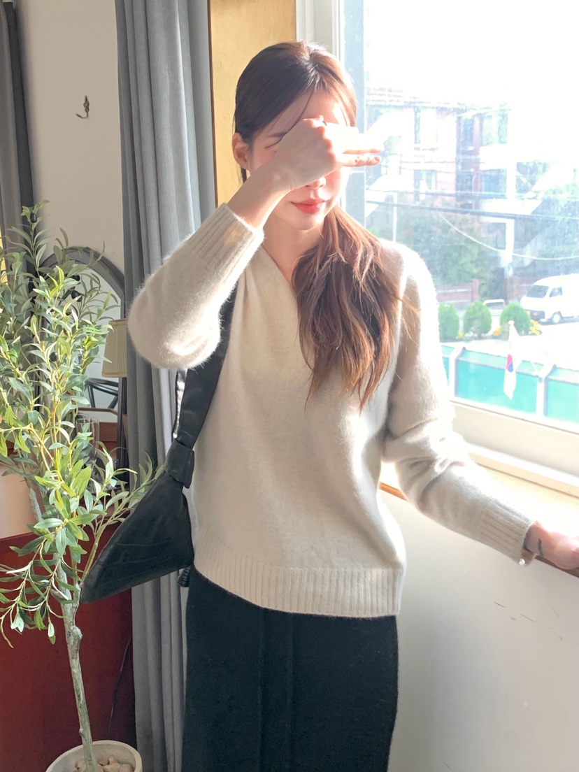 LEGACY韓國代購㊣女裝新品熱賣人氣時尚休閑25秋冬針織衫V領浣熊LEGACY針織衫