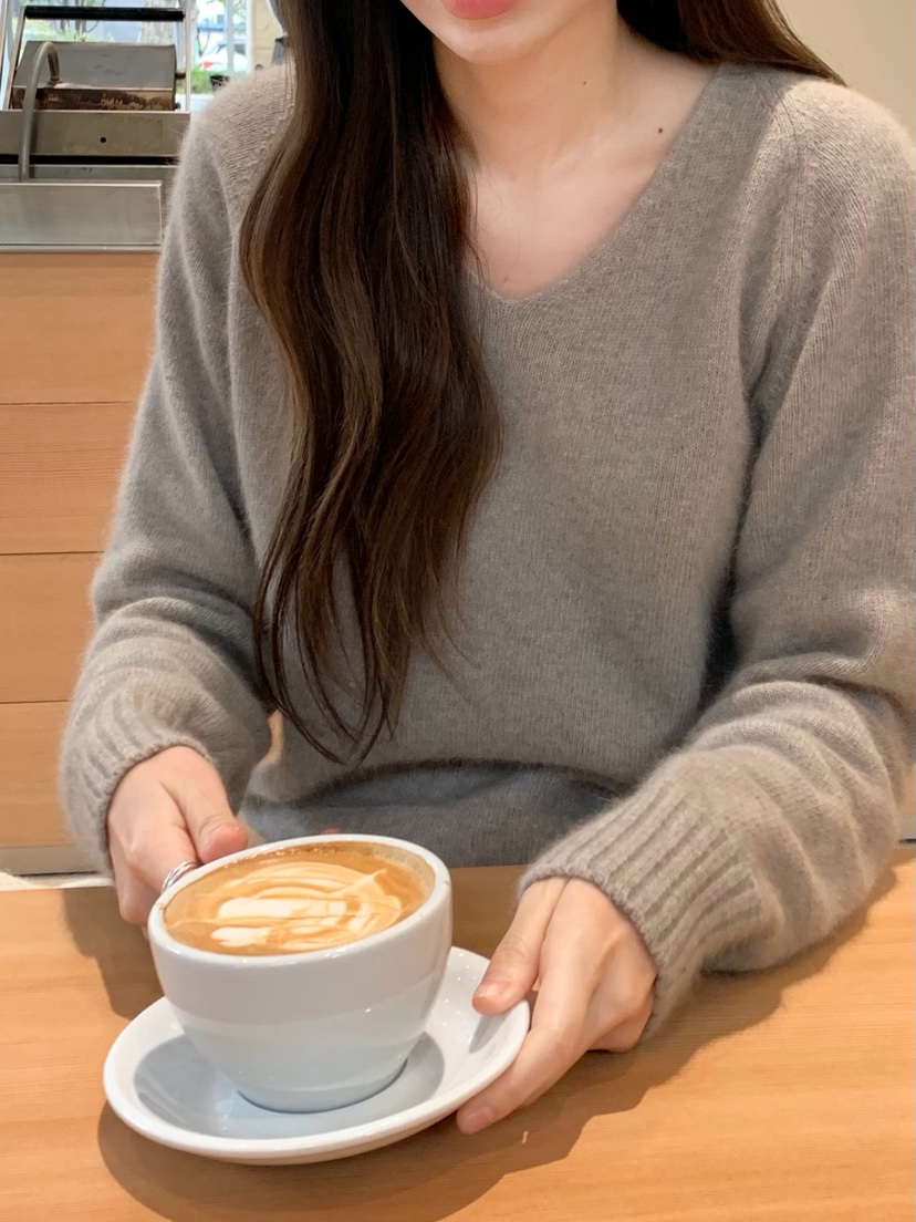 LEGACY韓國代購㊣女裝新品熱賣人氣時尚休閑25秋冬針織衫V領浣熊LEGACY針織衫