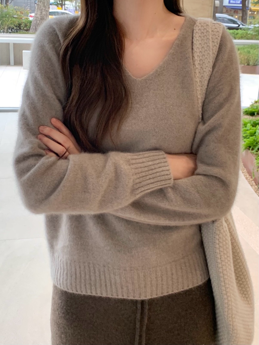 LEGACY韓國代購㊣女裝新品熱賣人氣時尚休閑25秋冬針織衫V領浣熊LEGACY針織衫