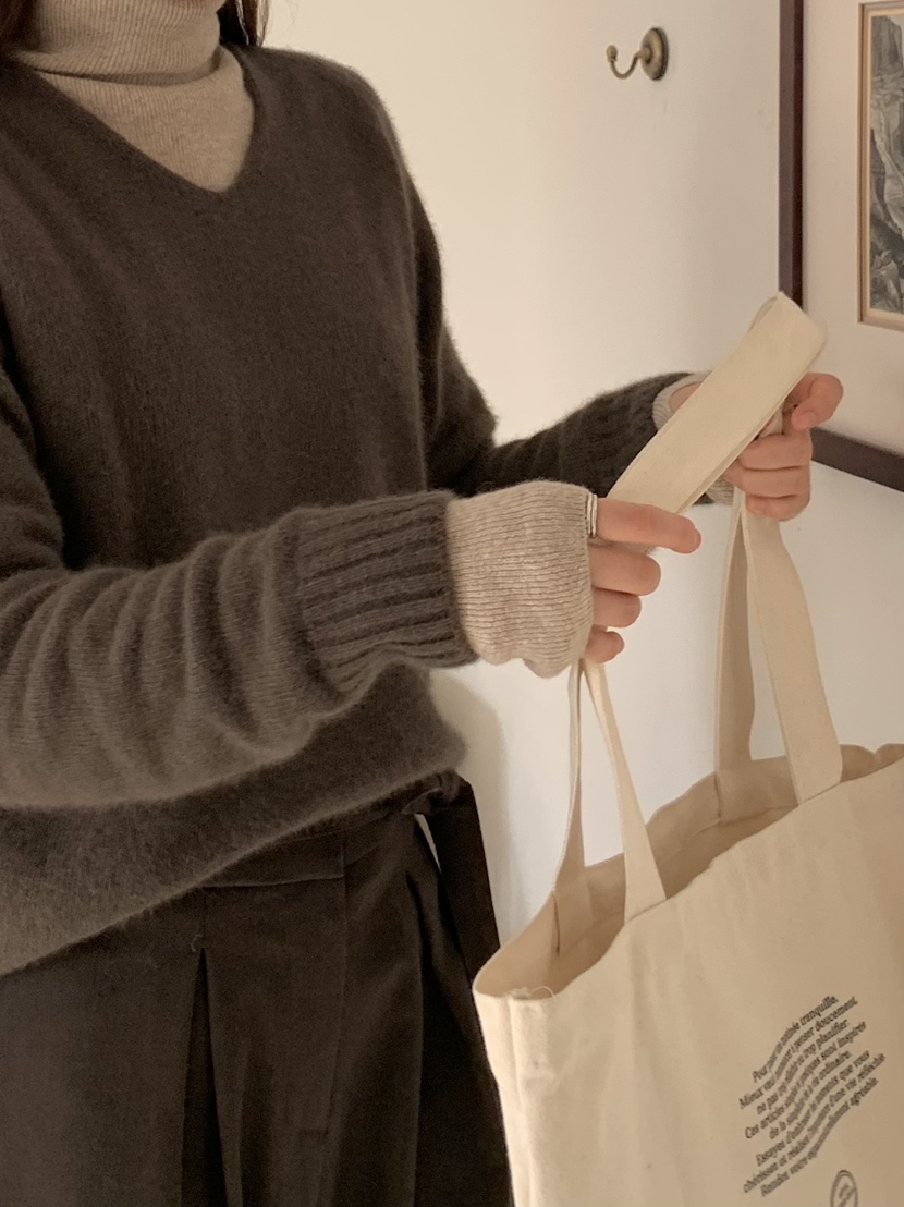 LEGACY韓國代購㊣女裝新品熱賣人氣時尚休閑25秋冬針織衫V領浣熊LEGACY針織衫