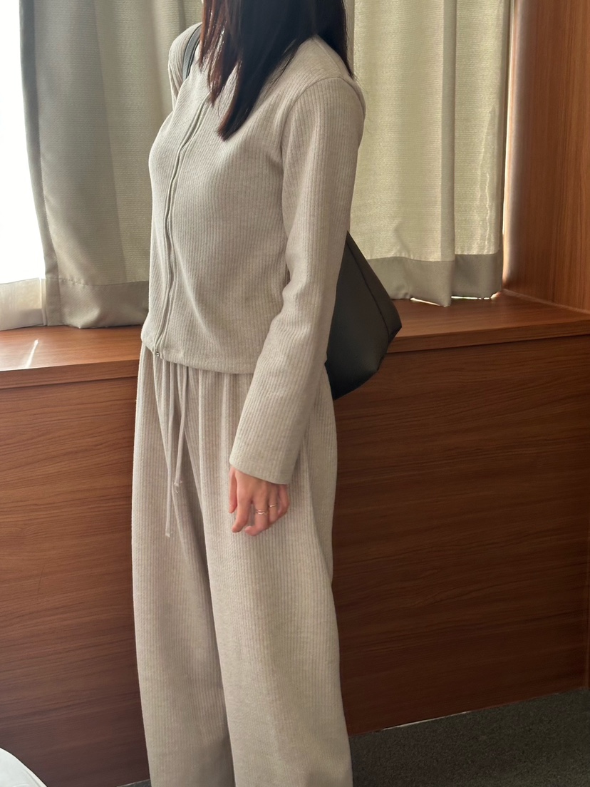 LE VASE韓國直郵㊣女裝新品職業推薦休閑夾克針織羅紋拉鏈LE VASE夾克