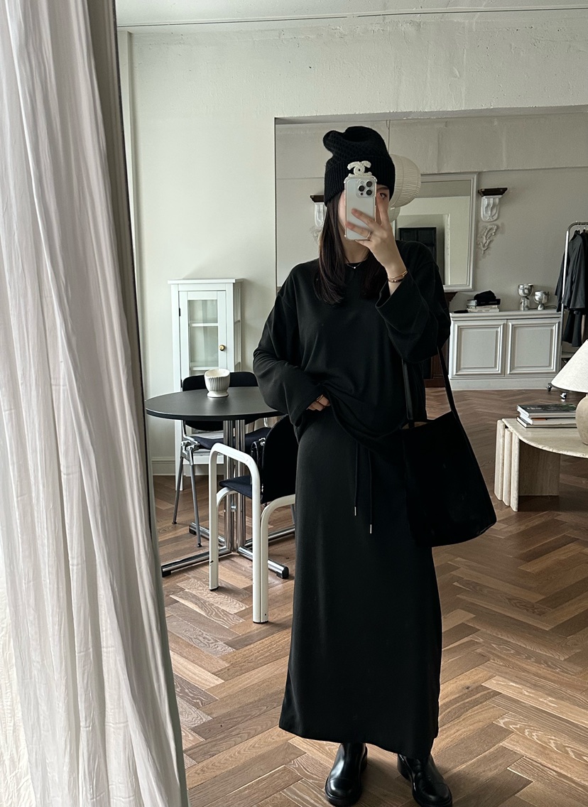 LE VASE東大門㊣實拍女裝新品熱賣職業真品25秋冬人氣長袖T恤LE VASE長袖T恤