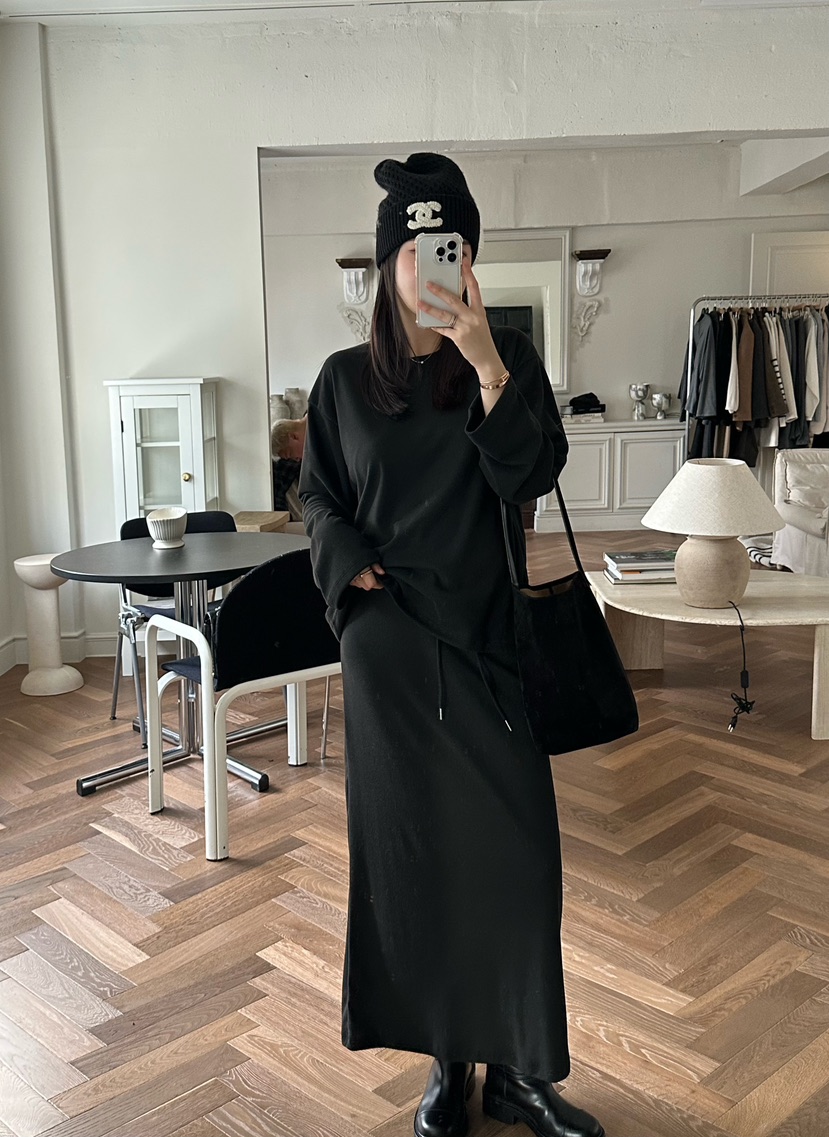 LE VASE東大門㊣實拍女裝新品熱賣職業真品25秋冬人氣長袖T恤LE VASE長袖T恤