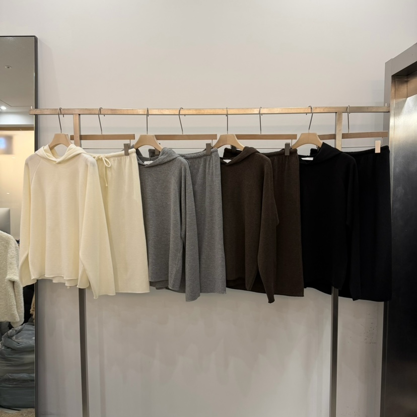 THE EYL東大門㊣直郵女士新款人氣真品職業休閑推薦長袖T恤THE EYL長袖T恤