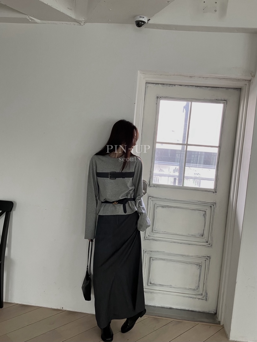 PIN-UP韓國直郵㊣女裝新品休閑人氣真品熱賣25秋冬長袖T恤腰帶PIN-UP長袖T恤