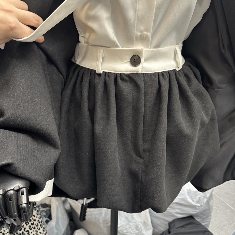 A-DEL東大門㊣代購女裝新品25秋冬時尚職業推薦休閑人氣裙褲A-DEL裙褲圖色1