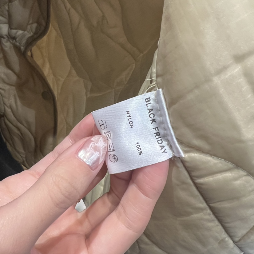 BLACKFRIDAY韓國直郵㊣女士新款時尚推薦人氣休閑馬甲不含配飾BLACK FRIDAY馬甲