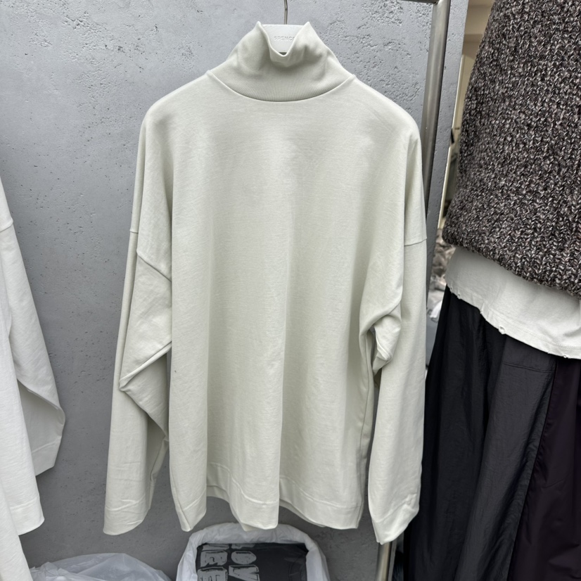 SIXTEEN東大門㊣實拍女裝新款25秋冬真品推薦職業時尚長袖T恤SIXTEEN長袖T恤圖色2米色