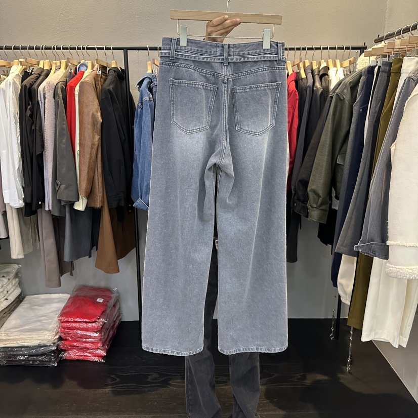 FLAMME TOIT韓國直郵㊣女士新品25秋冬職業人氣熱賣牛仔褲FLAMME TOIT牛仔褲