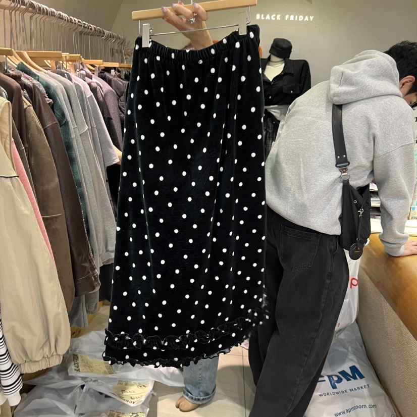 BLACKFRIDAY東大門㊣代購女士新品真品25秋冬時尚長裙天鵝絨BLACK FRIDAY長裙