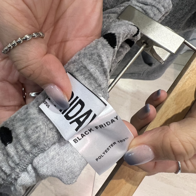 BLACKFRIDAY東大門㊣代購女士新品真品25秋冬時尚長裙天鵝絨BLACK FRIDAY長裙