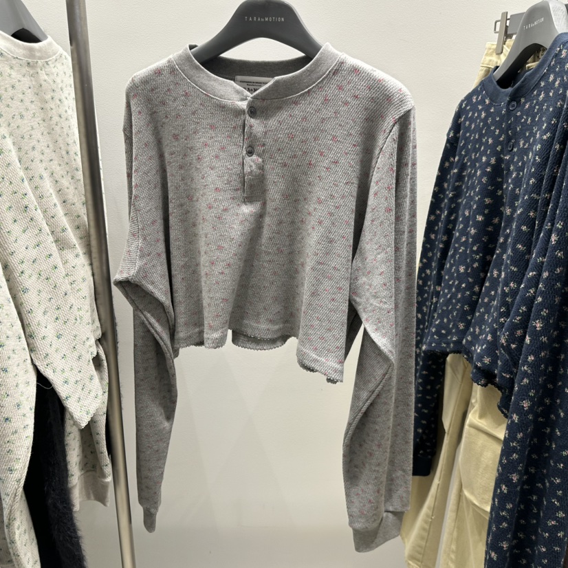 TARABY MOTION東大門㊣代購女士新品人氣真品時尚長袖T恤花朵TARABY MOTION長袖T恤圖色2