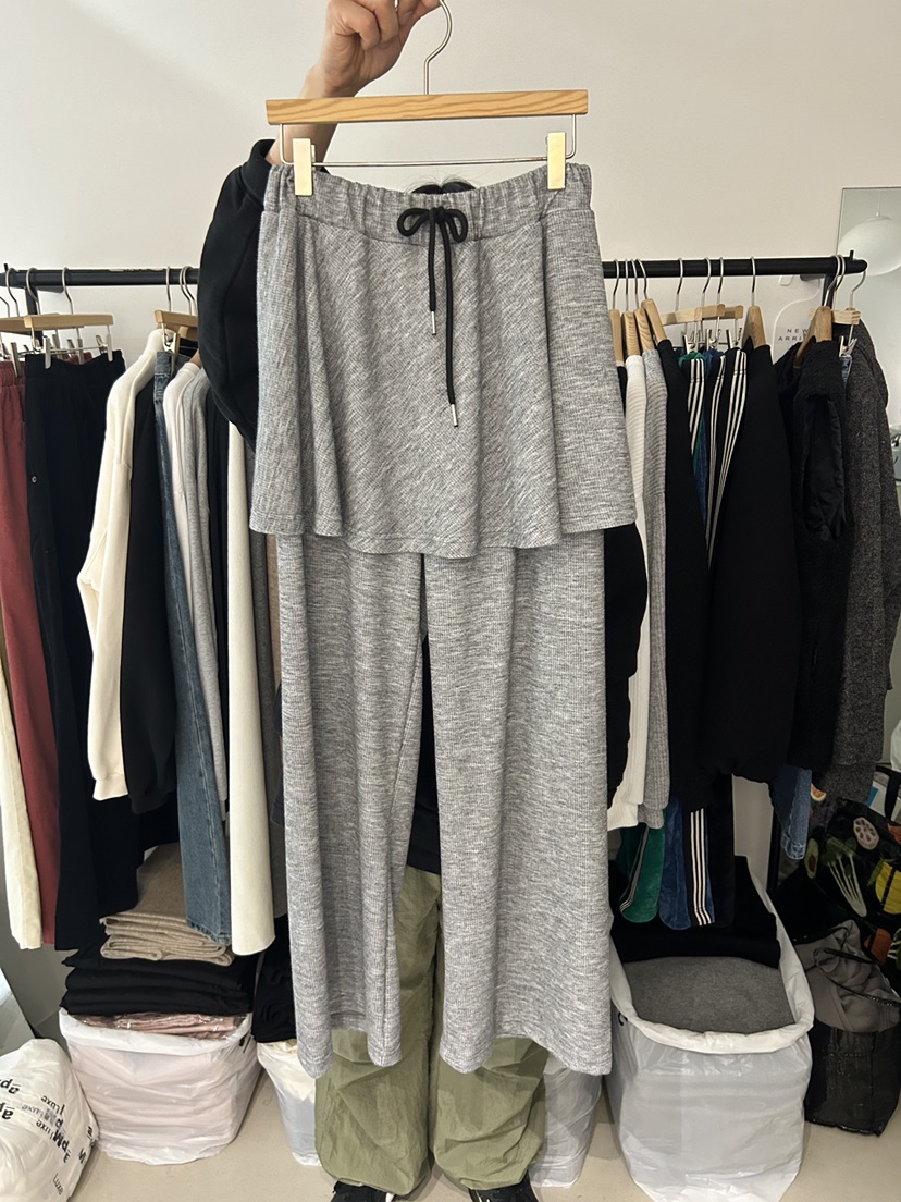 AS THOUGHT東大門㊣直郵女裝新品時尚推薦熱賣人氣職業裙褲AS THOUGHT裙褲圖色1