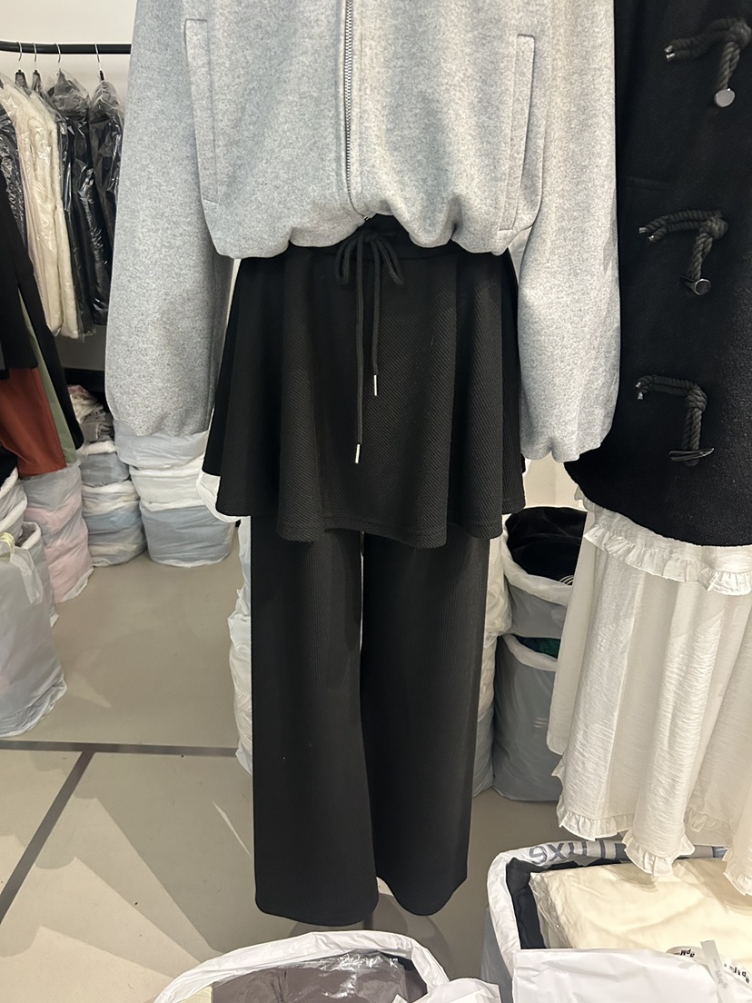 AS THOUGHT東大門㊣直郵女裝新品時尚推薦熱賣人氣職業裙褲AS THOUGHT裙褲圖色2