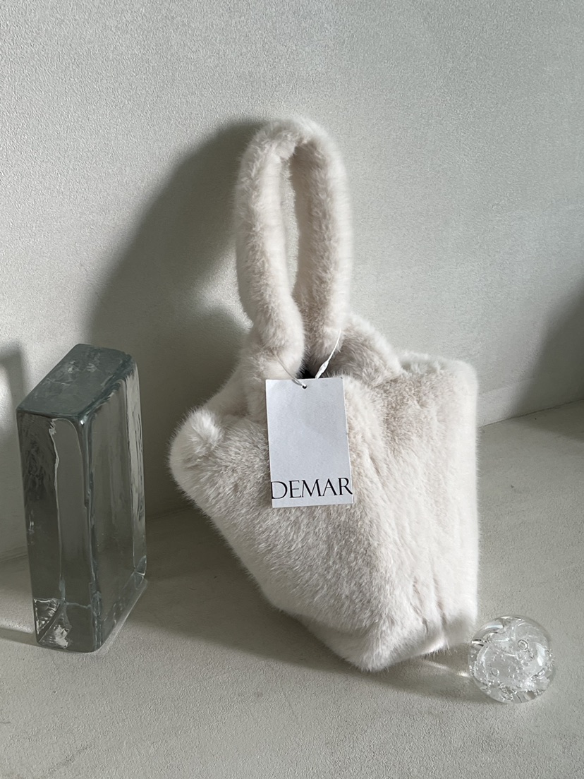 DEMAR東大門㊣直郵女裝新品推薦熱賣25秋冬手拿包腋下包毛皮DEMAR手拿包/腋下包圖色1