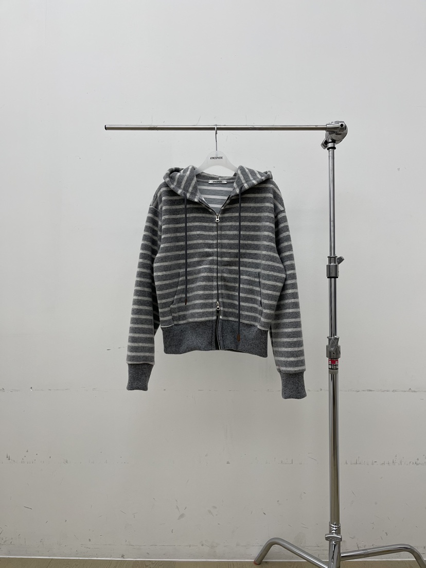 ATMOSPHERE韓國直郵㊣女裝新款休閑職業熱賣衛衣羊毛拉鏈條紋ATMOSPHERE/BLING衛衣圖色1