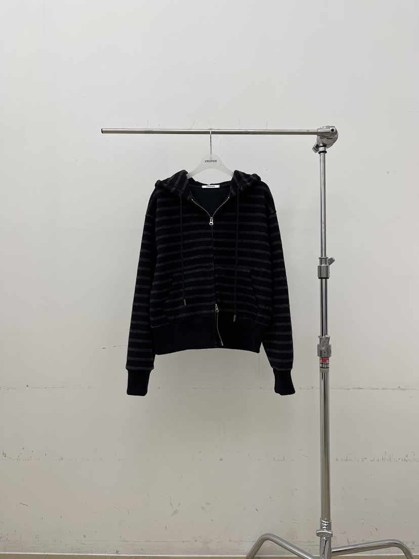 ATMOSPHERE韓國直郵㊣女裝新款休閑職業熱賣衛衣羊毛拉鏈條紋ATMOSPHERE/BLING衛衣圖色2